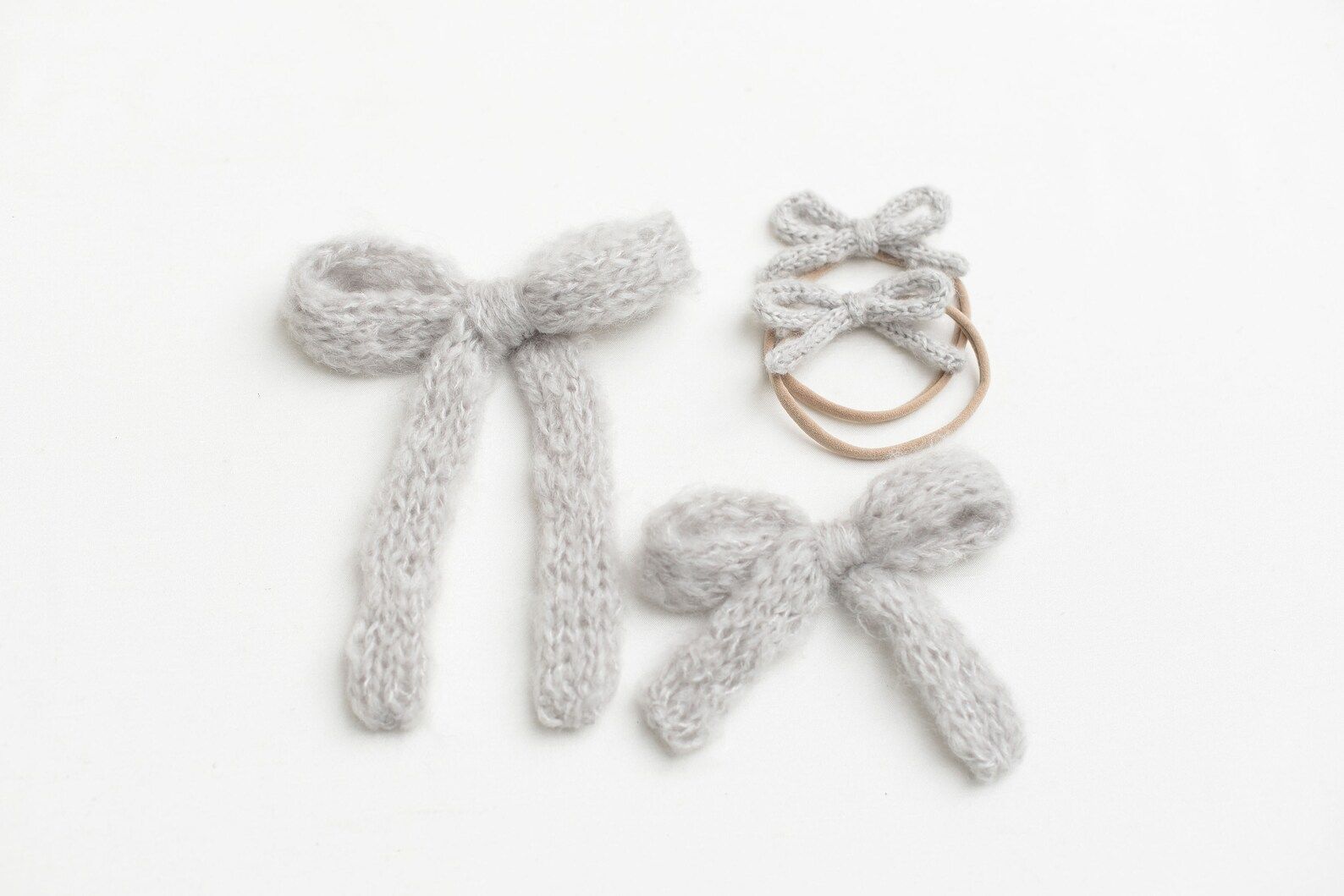 Gray Hand Knit Wool Girls Bow | Etsy | Etsy (CAD)