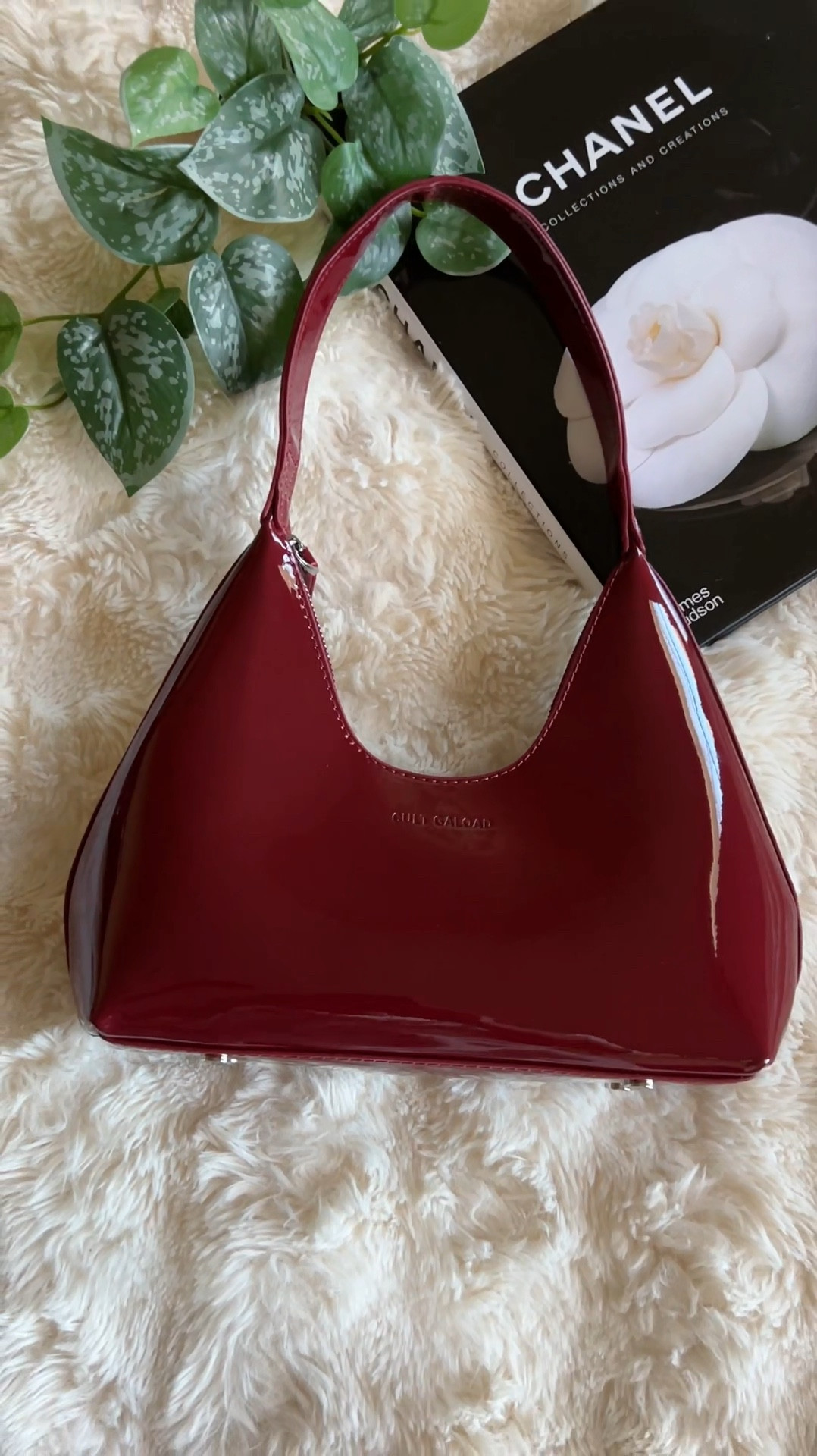 Cherry Red Shoulder Bag 🍒

#LTKItBag #LTKSaleAlert #LTKStyleTip
