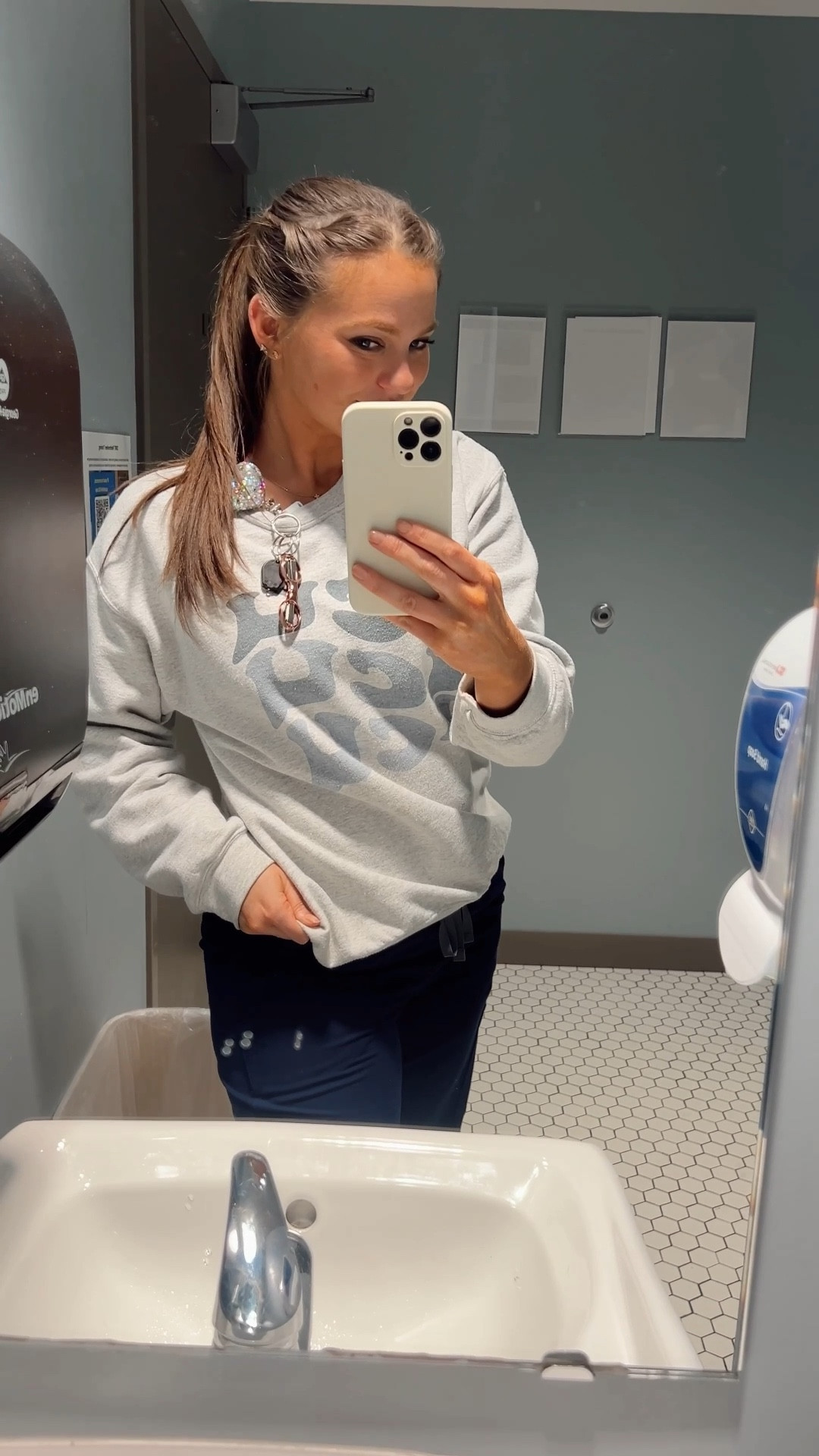 Happy Thursday🩵🩺

#LTKgrwm #LTKWorkwear #LTKdayinmylife