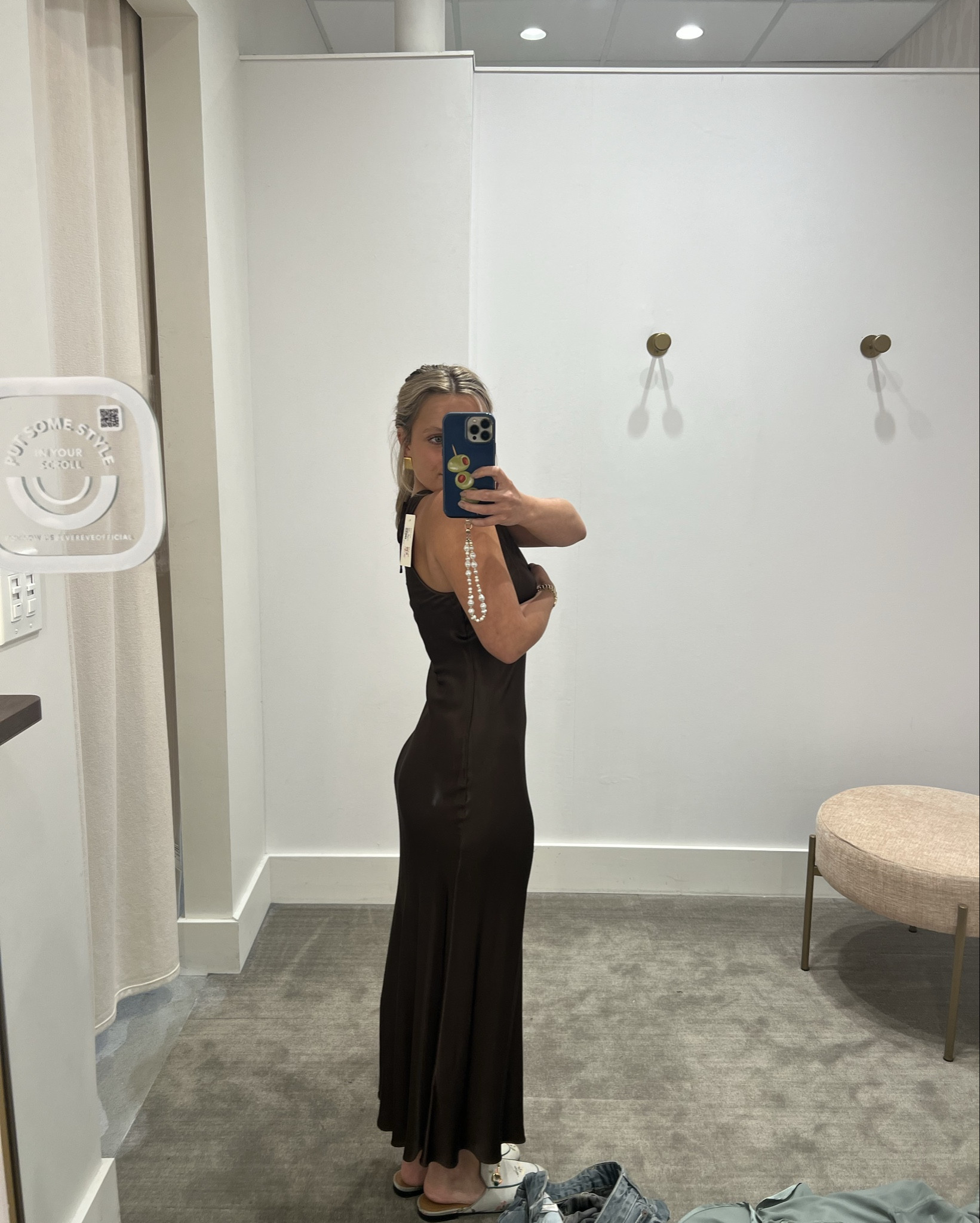 Perfect brown satin dress for fall!!!

Chocolate brown is soooo in


Brown dress / chocolate brown / chocolate brown outfit / wedding guest dress

#LTKPetite #LTKSeasonal #LTKStyleTip