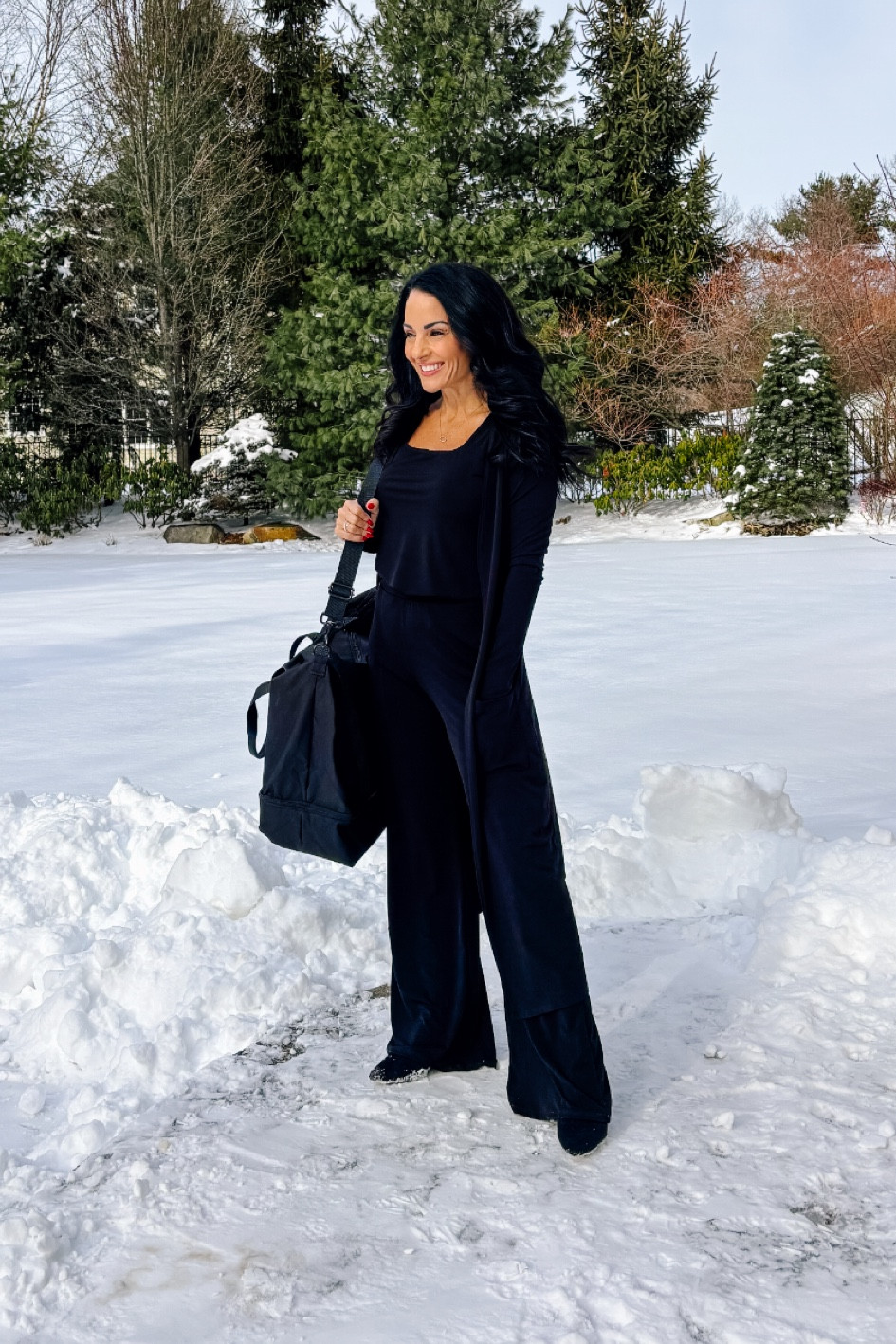 Three-piece travel outfit
Wrinkle free and comes in other colors 
Has lots of pockets 
Carry-on bag 


#LTKFindsUnder100 #LTKStyleTip #LTKTravel