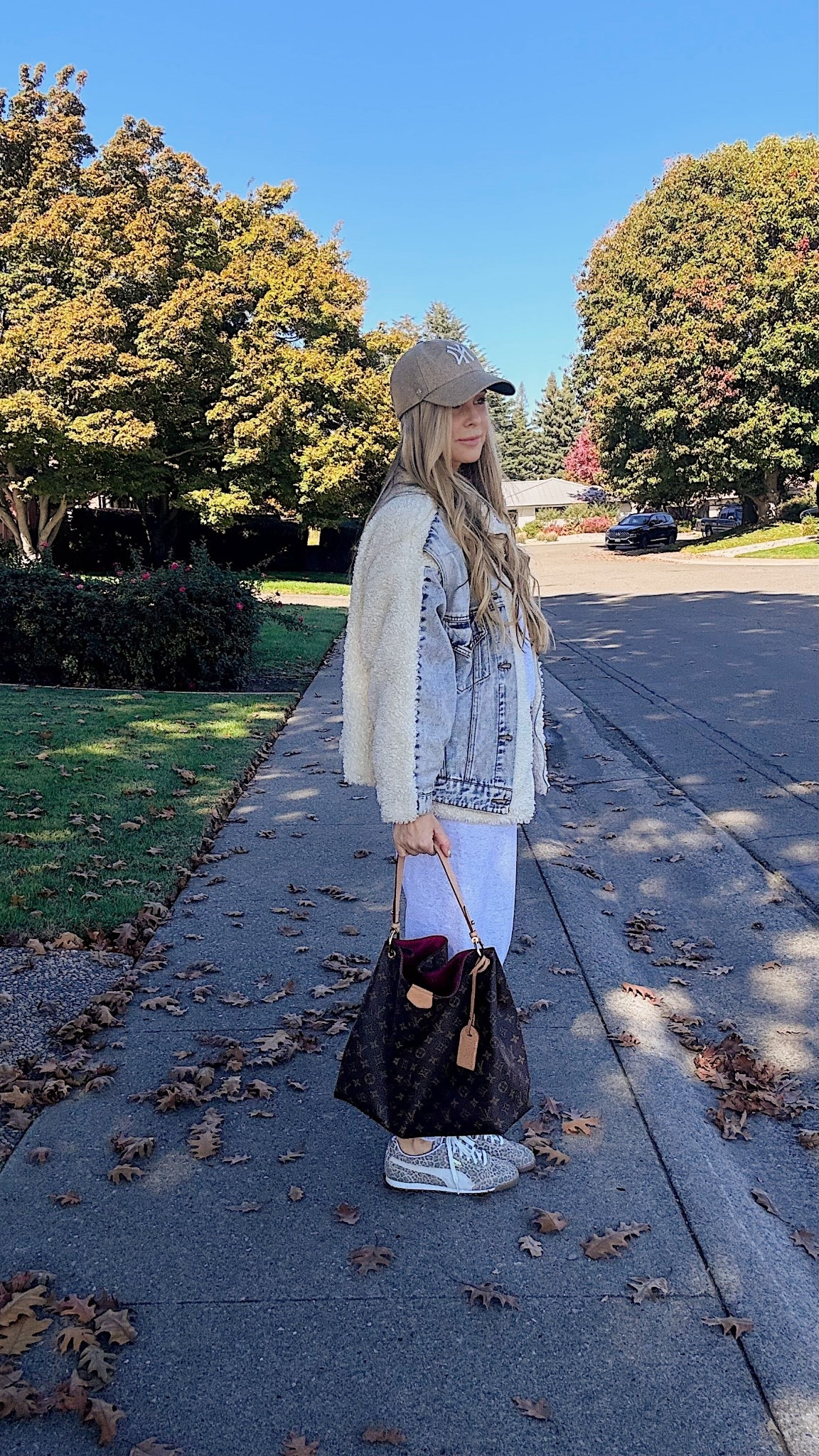 fall vibes with all the patterns and textures. I get so many “where did you get that” for this jacket! Love the denim on Sherpa. 

Blanknyc, fall jacket, fall outfitt

#LTKStyleTip #LTKFindsUnder100 #LTKShoeCrush