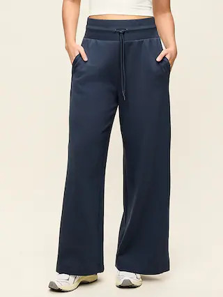 Extra High-Waisted Dynamic Fleece Wide-Leg Sweatpants | Old Navy (US)