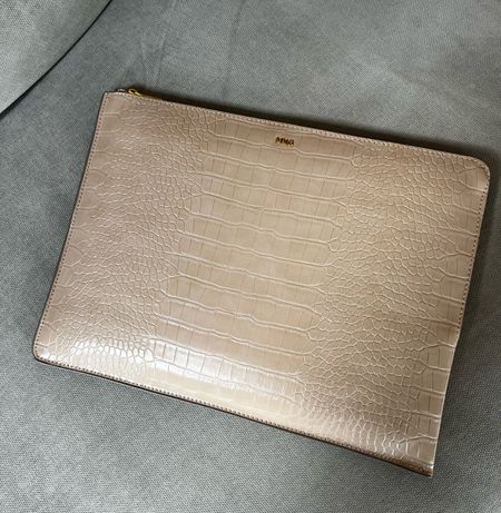 I had a really old and tattered laptop case and was looking for something a little more chic. Love this one from Mango, it also comes in black!