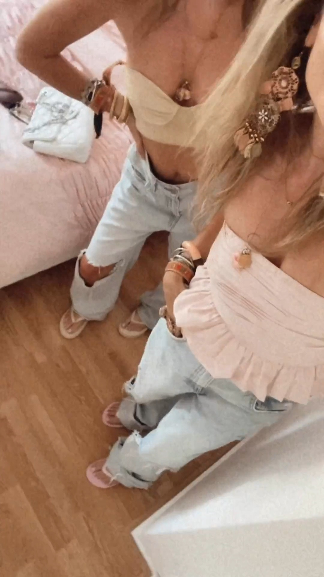 Baggy jeans, flip flops and cute summer tops 💕 of course always adding the accessories of our brand PrettyPiecesbySiss check our Instagram and TikTok bySiss for moreeee 💕 

#LTKSeasonal #LTKU #LTKStyleTip