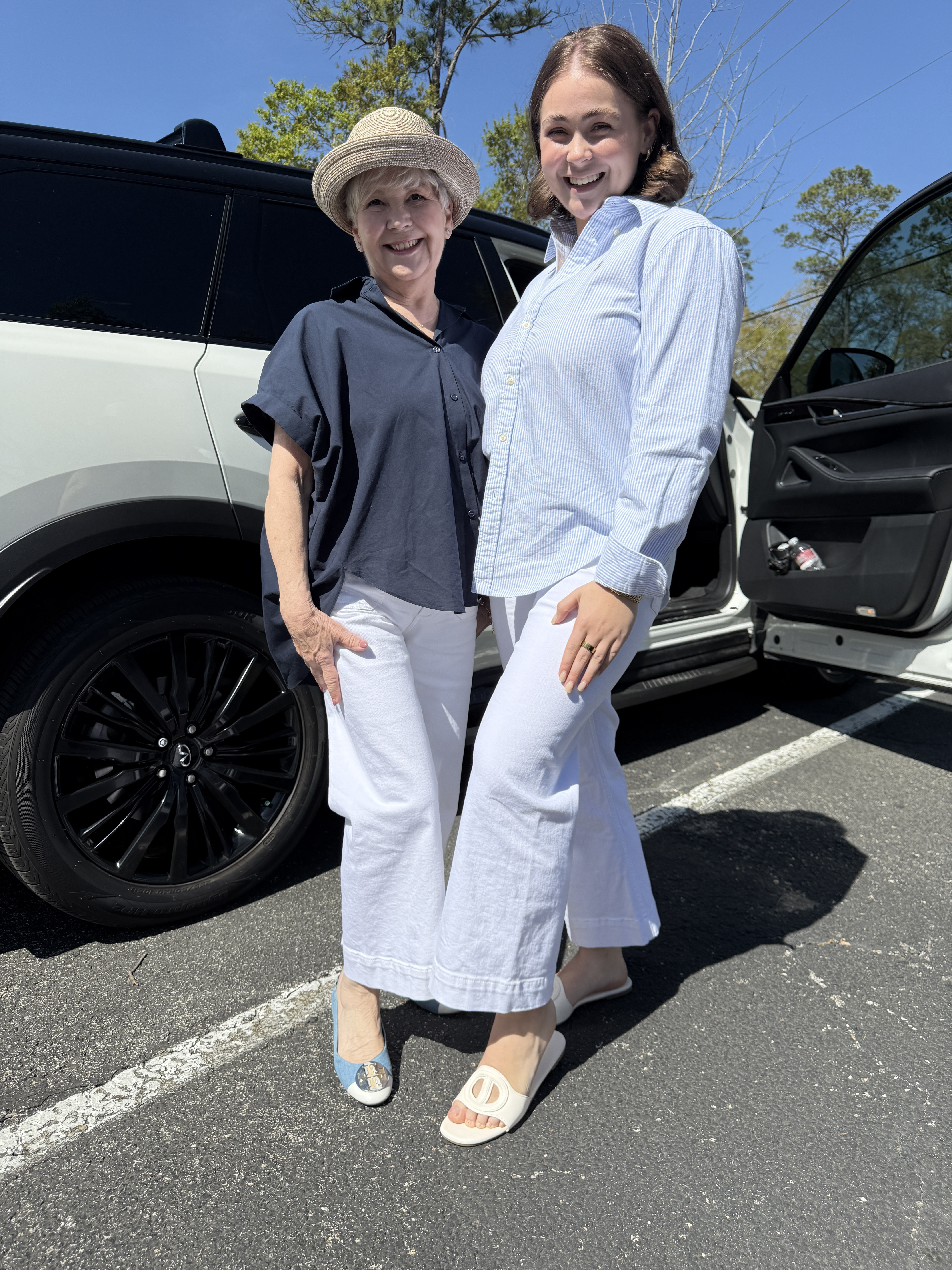 The cutest white jeans from ANTHRO. 

spring outfits, white jeans 

#LTKWatchNow #LTKPetite #LTKSeasonal