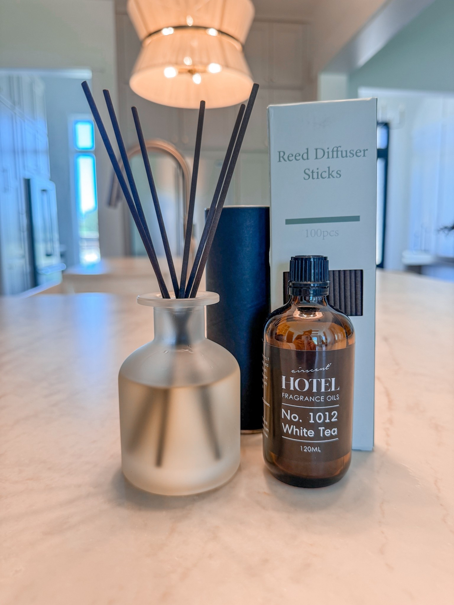 This smells ✨Expensive✨ like walking into a luxury hotel! I ordered the scent, reed sticks and picked my own apothecary jar for it. Just take the plastic dispenser piece out and you can pour the oil out easily. #diffuser #oildiffuser #scent #candle #luxury

#LTKHome