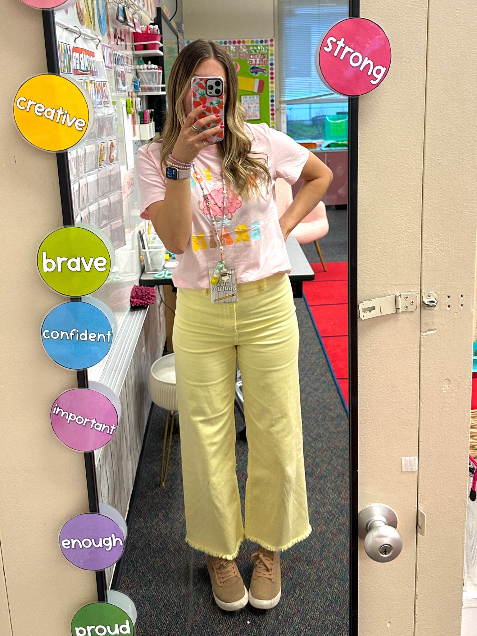 super comfy and stretchy pants!! & the perfect shirt for any elementary teacher 🤭🧠💋🫶🏻

#LTKFindsUnder50 #LTKStyleTip #LTKWorkwear