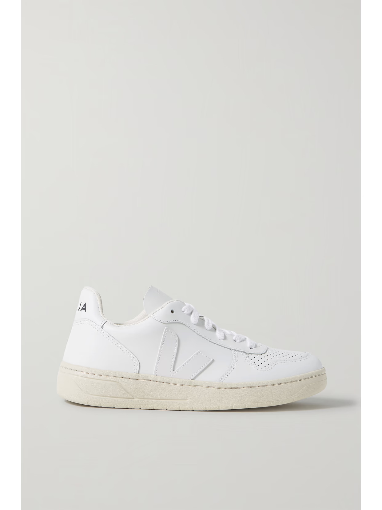 Veja - + Net Sustain V-10 Leather Sneakers - White | NET-A-PORTER (US)