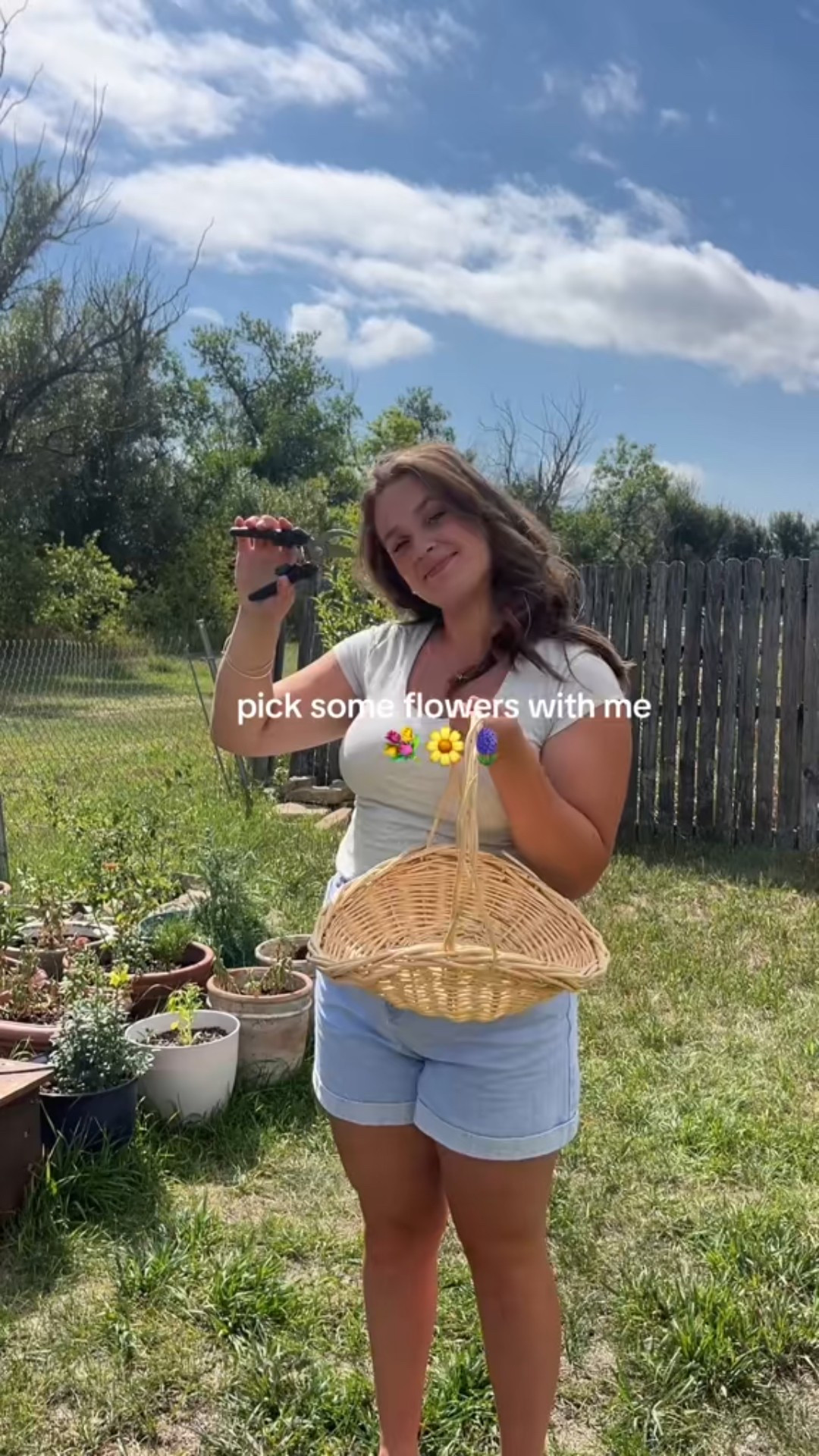 Pick flowers with me!
