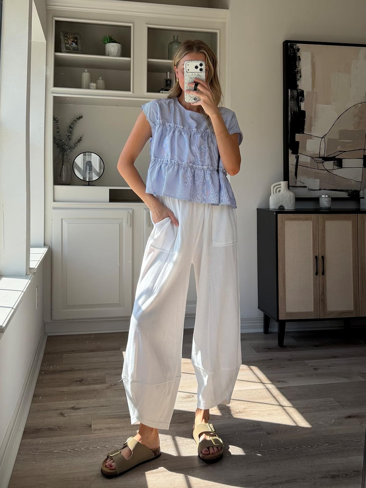Cute, but comfy early spring outfit! M in my favorite pants and S in flowy top!
 

 
