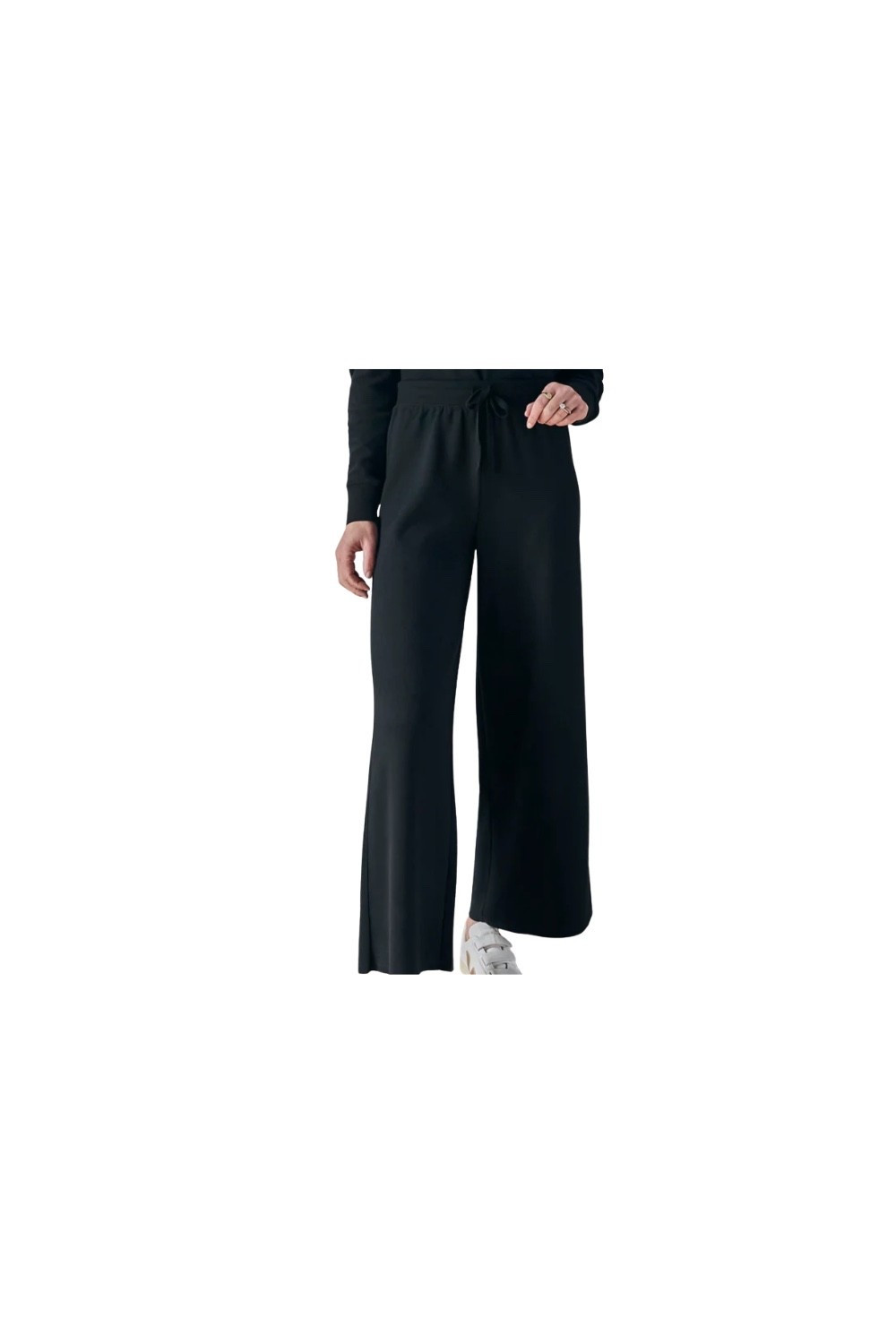 Weekly Favorites- Loungewear Sets- Sweatshirts- February 12, 2026

#sweatpants #womenssweatpants #sweatpantstyle #everydaywear #casualloungewear #comfyfashion #relaxedstyle #athleisurewear #loungewearstyle #offdutylook #effortlessstyle #matchingloungewear #softfabrics #wardrobeessentials #weekendwear #cozystyle #shopwomenswear #giftablefashion #womensfashion #EverydayStyle

#LTKdayinmylife #LTKootd #LTKSeasonal