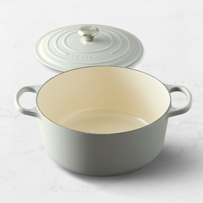 Le Creuset Signature Enameled Cast Iron Round Dutch Oven, 7 1/4-Qt. | Williams Sonoma | Williams-Sonoma