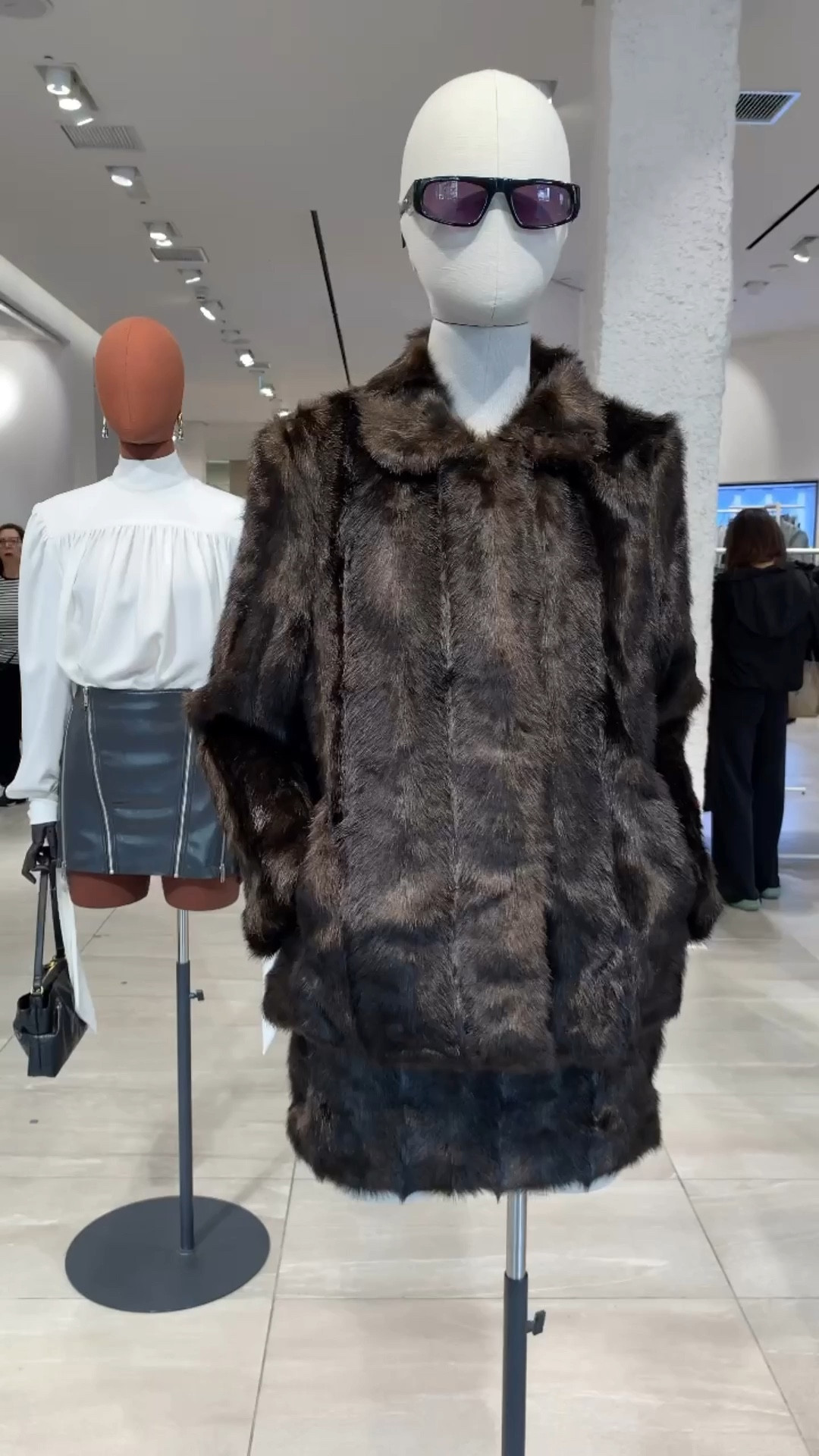 Come to discover H&M's new Fall/Winter Collection 🖤 So gorgeous pieces for upcoming season! 

Tags: H&M, H&M Studio Collection, autumn fashion, fall look, winter fashion, winter look, chic & basic outfit, Parisian look, capsule wardrobe, office look, high street.

#LTKwinter #LTKautumn #LTKstyletip