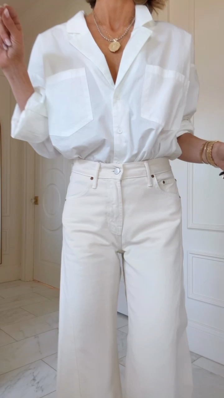 Best Seller this Week! 

These wide leg viral jeans won’t last long! I sized down and recommend. 

#LTKootd