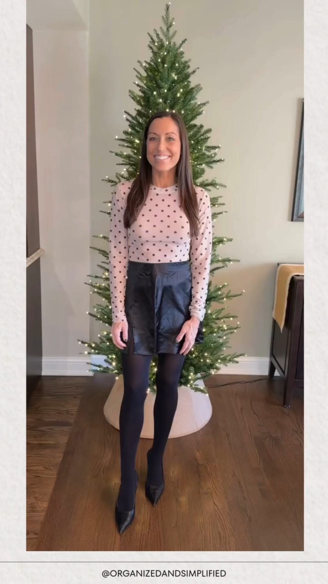New Year’s Eve Outfit Inspo!

This black skirt and polka dot top from Amazon would be perfect for New Year’s Eve! 

Fun, flattering, and festive without being over the top.

I love having pieces that feel special but still comfortable enough to enjoy the night.

#LTKGiftGuide #LTKHoliday #LTKSeasonal