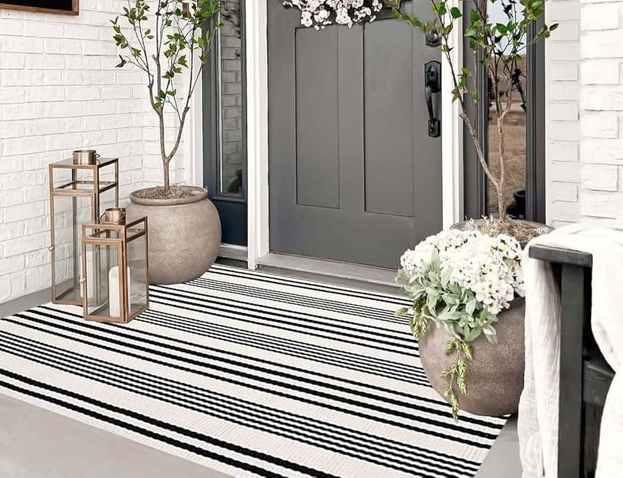 Black and White Outdoor Rug 3'x 5' Front Porch Rug Cotton Hand-Woven Striped Rug Machine Washable... | Amazon (US)