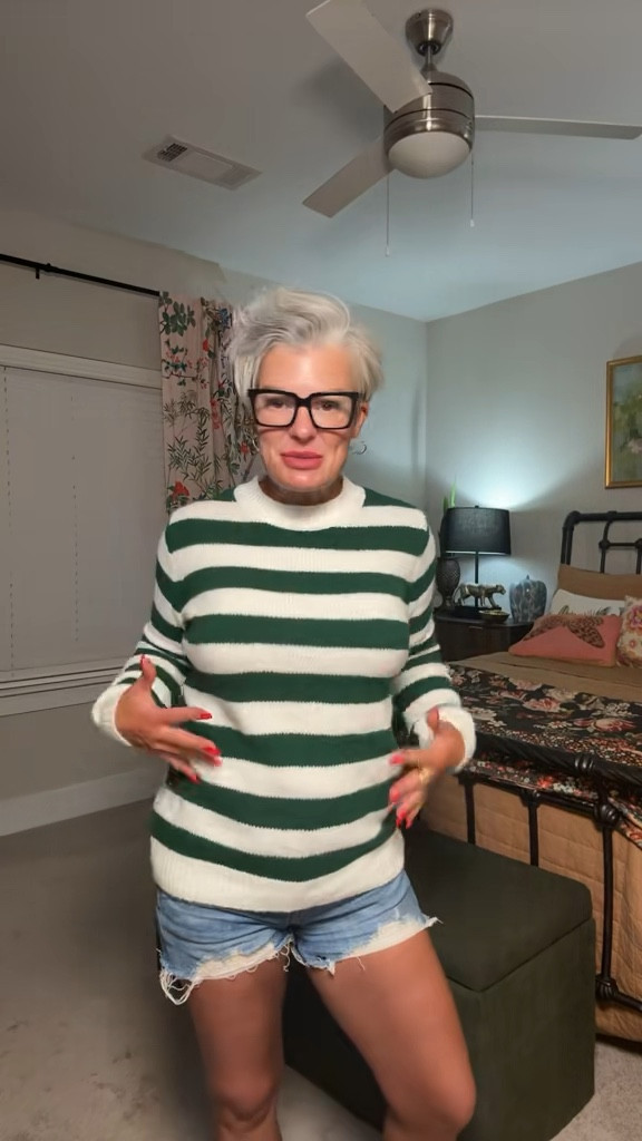 🦚Prisoner for these green stripes.  Green is my color this season and I love shorts and a sweater for fall. 🦚

#LTKStyleTip