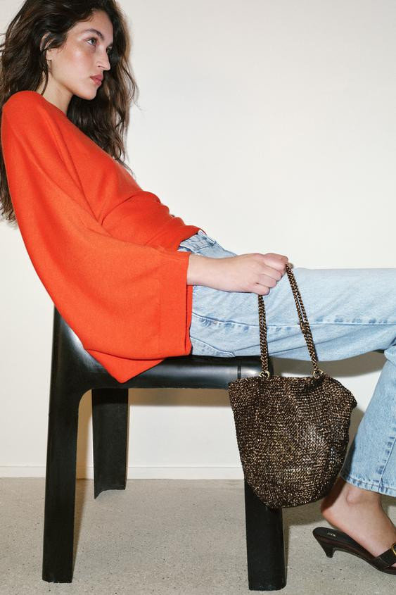 METALLIC WOVEN HANDBAG | Zara US