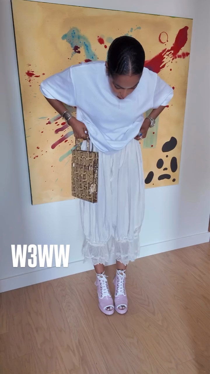 Items linked in my ShopMy (In my Bio) Light. Fresh. Unstoppable.
We’re stepping into summer with clean, crisp layers — styling summer whites and soft neutrals for looks that breathe ease, energy, and warm-weather glow.
Tap #thecookielookbook to see every Cookie’s W3WW look.
#WornThreeWays #TheCookieLookbook #SummerWhites #W3WW #FreshStartStyle
Shout out to the OG Crew: @itscarolyngray @mikismithlifestyle @fromnishasview @gigiflavoroflife
@theprettygirlwiththebigeyes