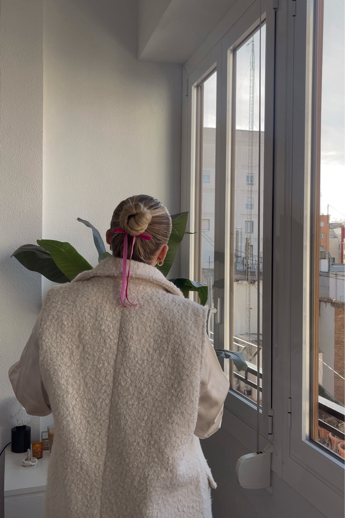 Holiday hair & deets 🎀🎄⛸️

#LTKSeasonal #LTKGiftGuide #LTKHoliday