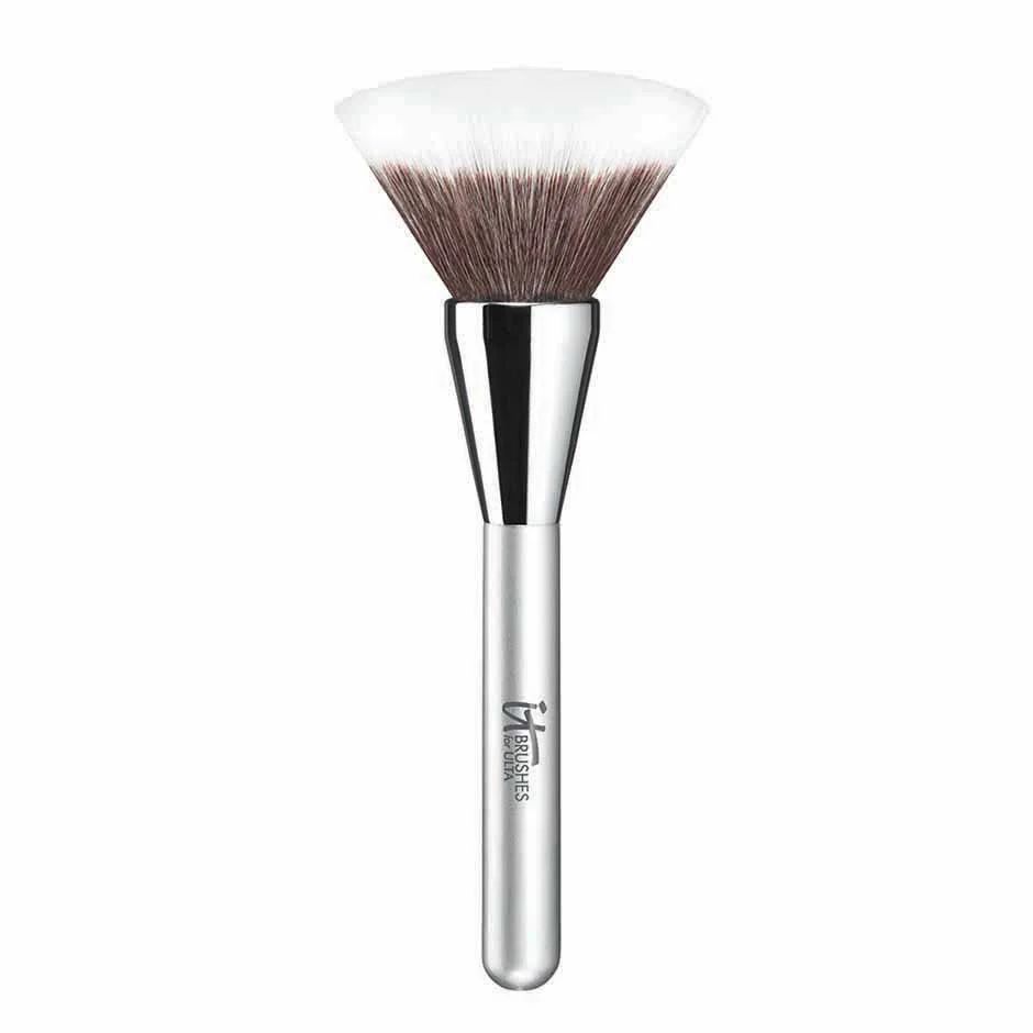 IT Brushes™ Airbrush Mega Powder Brush #127 | IT Cosmetics (US)