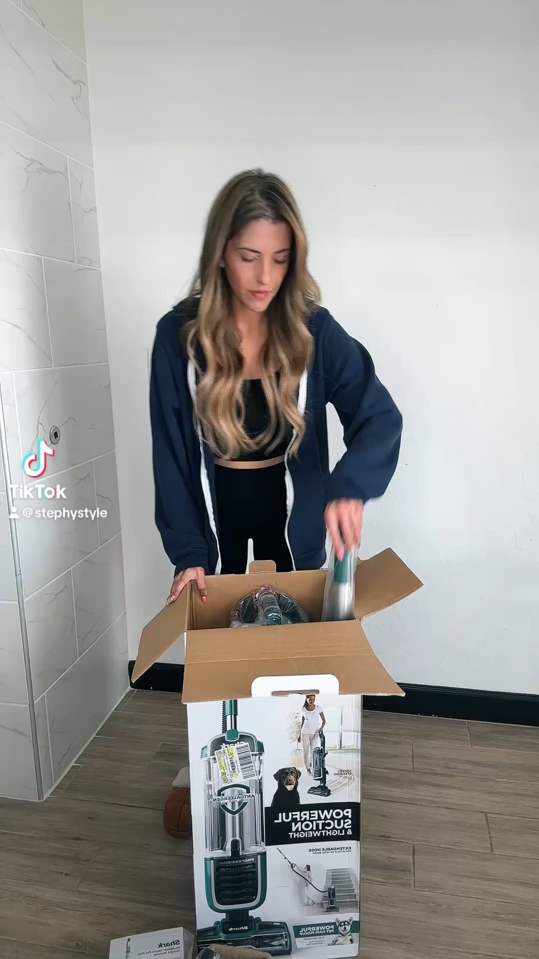 🚨ON SALE NOW🚨 Shark vacuums never let me down & look at THIS new color!!!  🙌🏼😭 ALSO available in eggplant 💜😍 Loving the easy setup 💚 Be sure to snag yours while it’s on sale‼️🥰🤩

#LTKSaleAlert #LTKHome