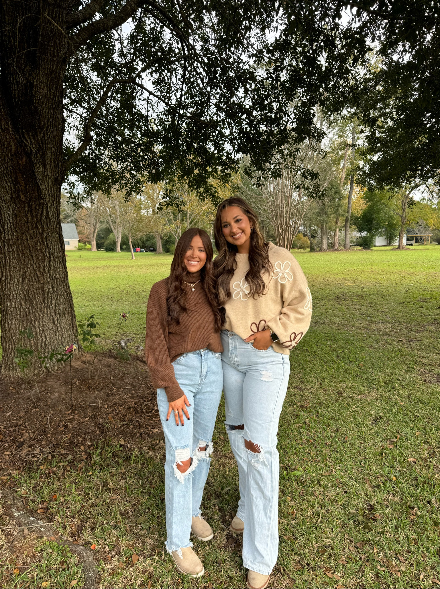 my favorite jeans ever 

#LTKSeasonal #LTKStyleTip #LTKFindsUnder100