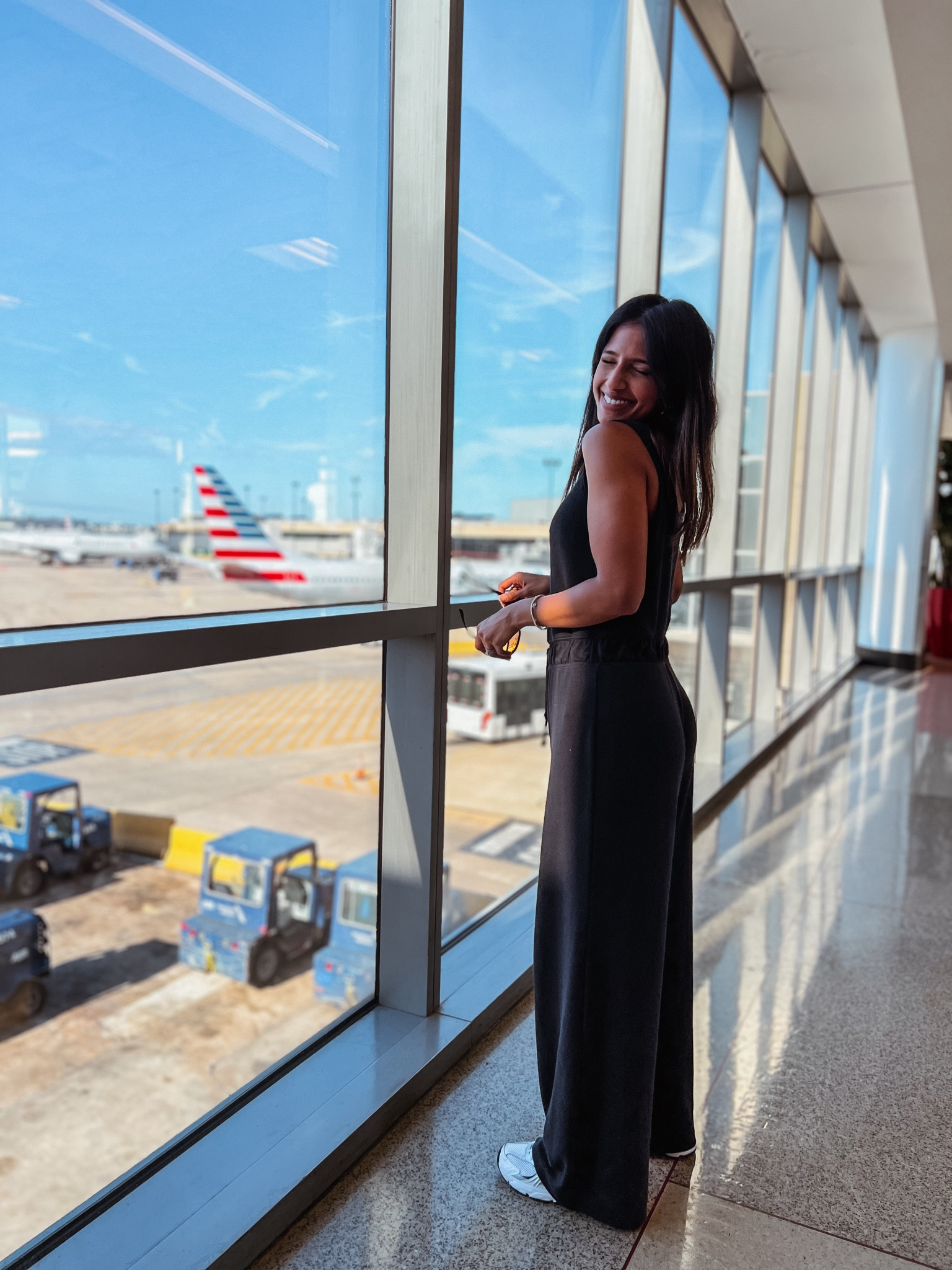 travel fit, travel fashion, airport fashion, airport outfit, comfy travel, Abercrombie lounge jumpsuit, lounge collection

#LTKFindsUnder50 #LTKTravel #LTKStyleTip