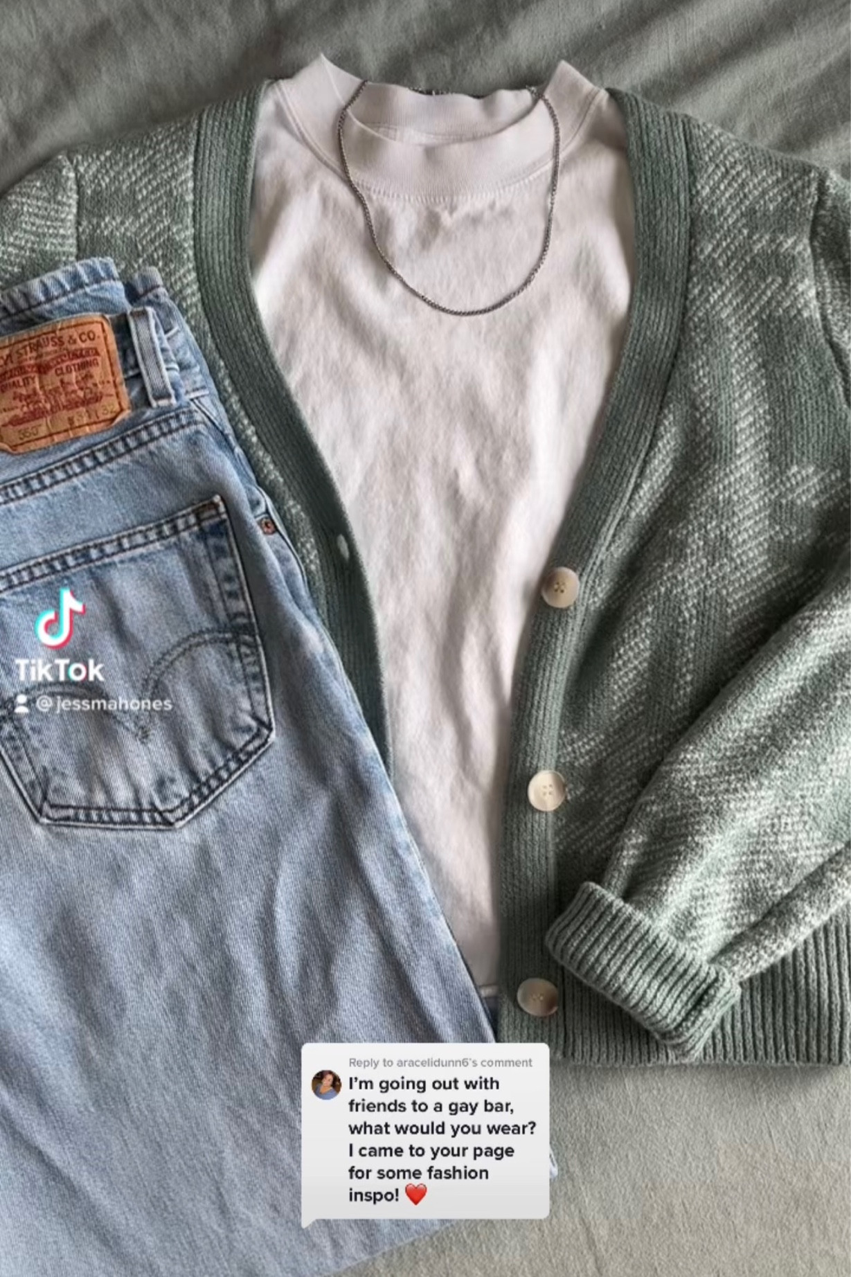 first fit from my most recent flatlay tiktok! couldn't find the exact cardigan so i added some around the same price that i'd wear with this too!
MY SIZES:
tshirt: medium cropped 4"
cardigan: large
jeans: 34x32

#LTKunder50 #LTKGiftGuide #LTKSeasonal