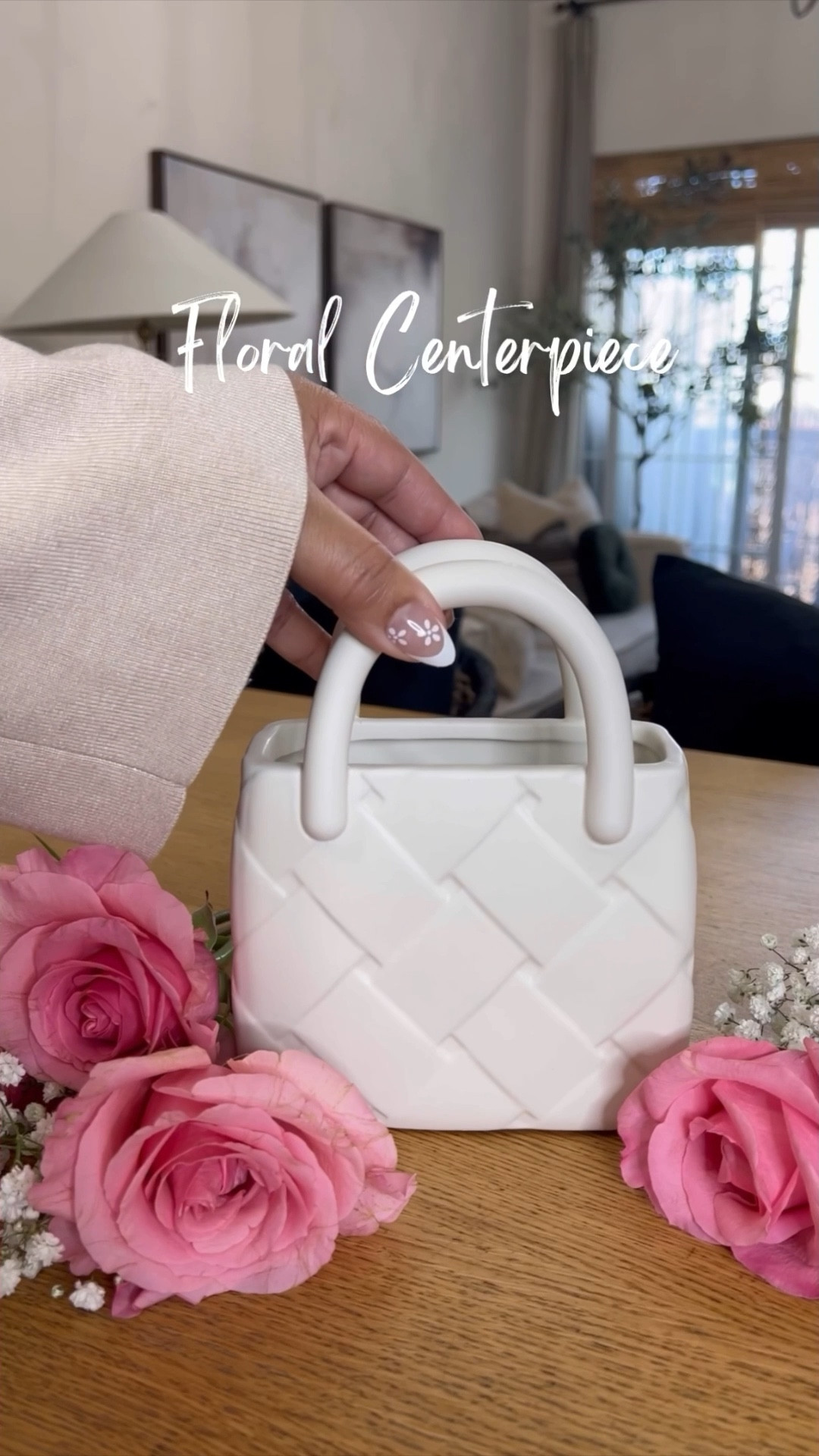 Floral centerpiece 🌹🌸