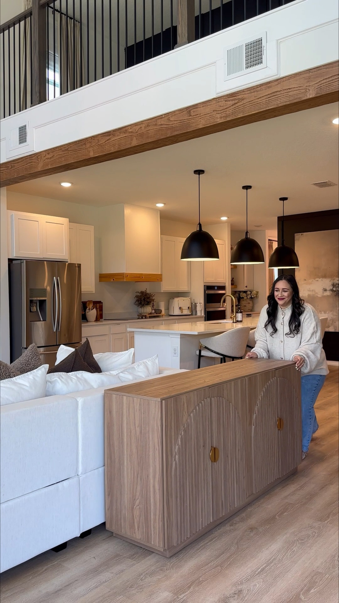 The prettiest fluted credenza cabinet from Amazon that can be used for so many things! 🤌🏼😍


Home 
Home decor
Entryway decor 
Entryway table
Fluted console table
Fluted cabinet
Amazon viral table
Buffet table
Accent table
Pottery barn
Amazon home
Restoration hardware look for less
Luxe for less 
Entryway ideas
Foyer table
Foyer decor
Wall lights
Battery operated wall
Scone 
Chargeable wall lights
No hardwire required 
Wall sconces 
Battery operated sconces 
Modern sconces 


#LTKSaleAlert #LTKHome