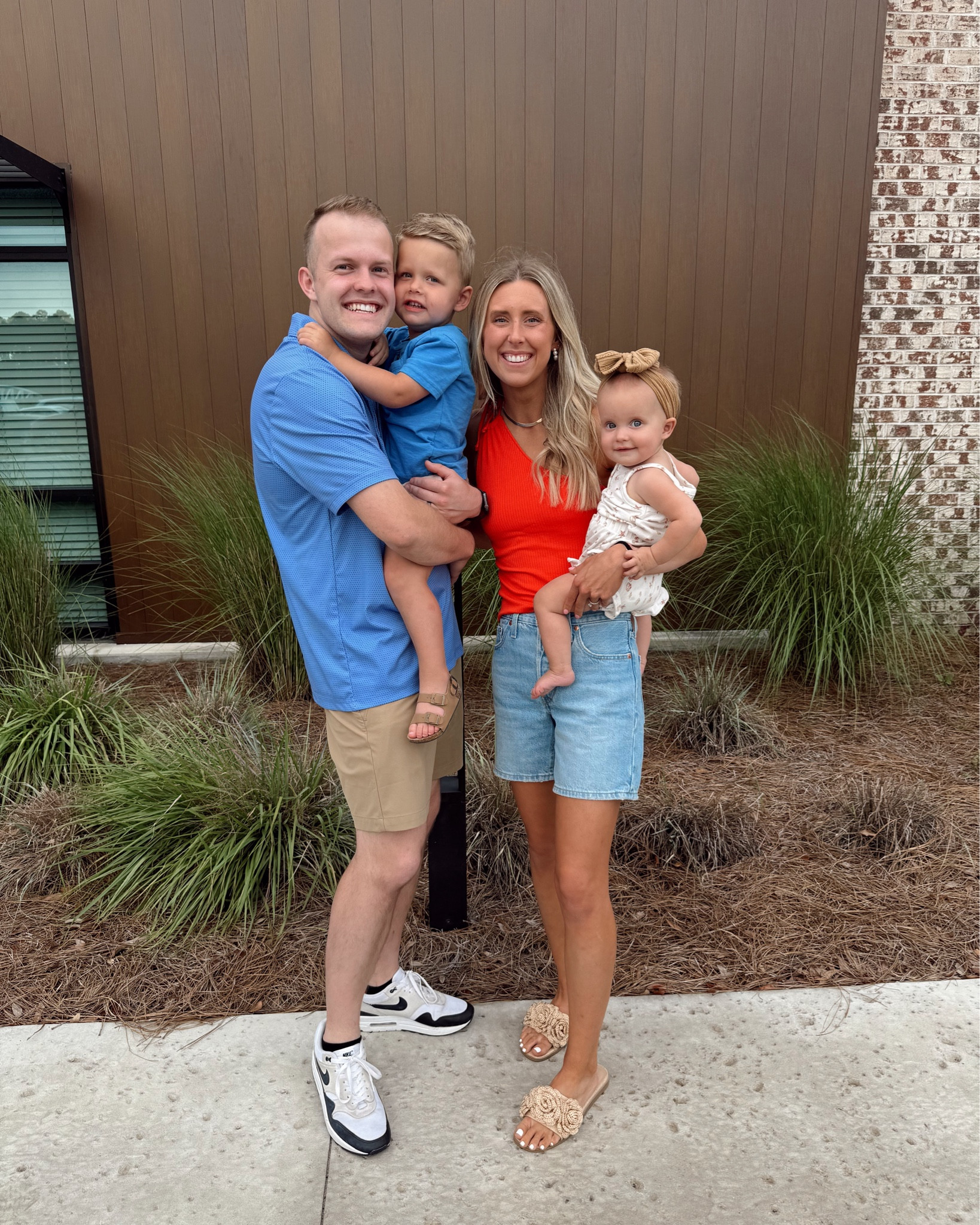 Family dinner after beach day!! #targetbaby #oldnavybaby #fashionpass

#LTKTravel #LTKSummerEdit #LTKBaby