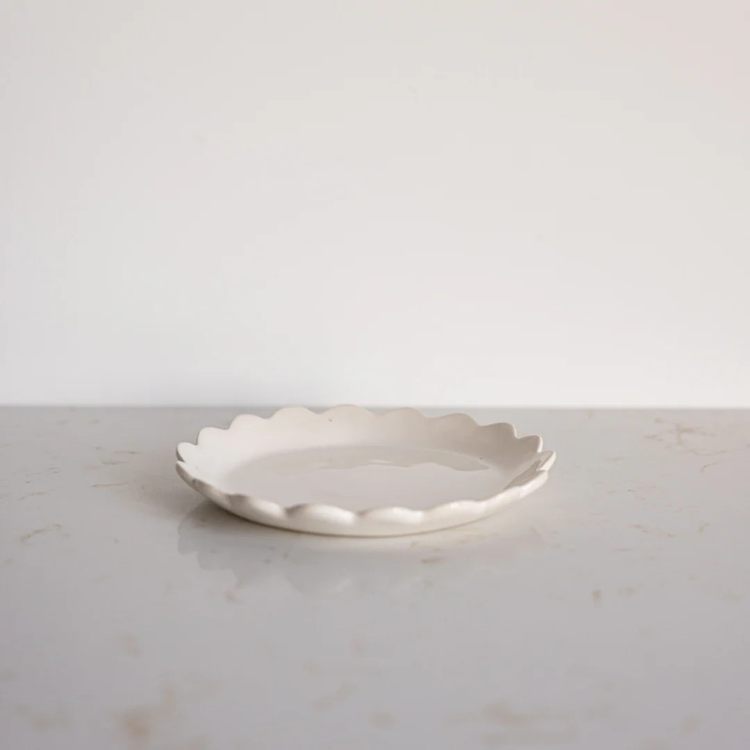 Scallop Round Plate | By Luxe B Co. | luxe bCO