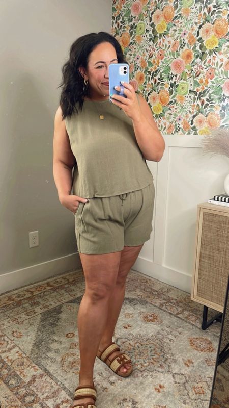 Midsize curvy matching set from Amazon!
Summer fashion, mom style, easy outfit ideas

#LTKStyleTip #LTKSeasonal #LTKFindsUnder50