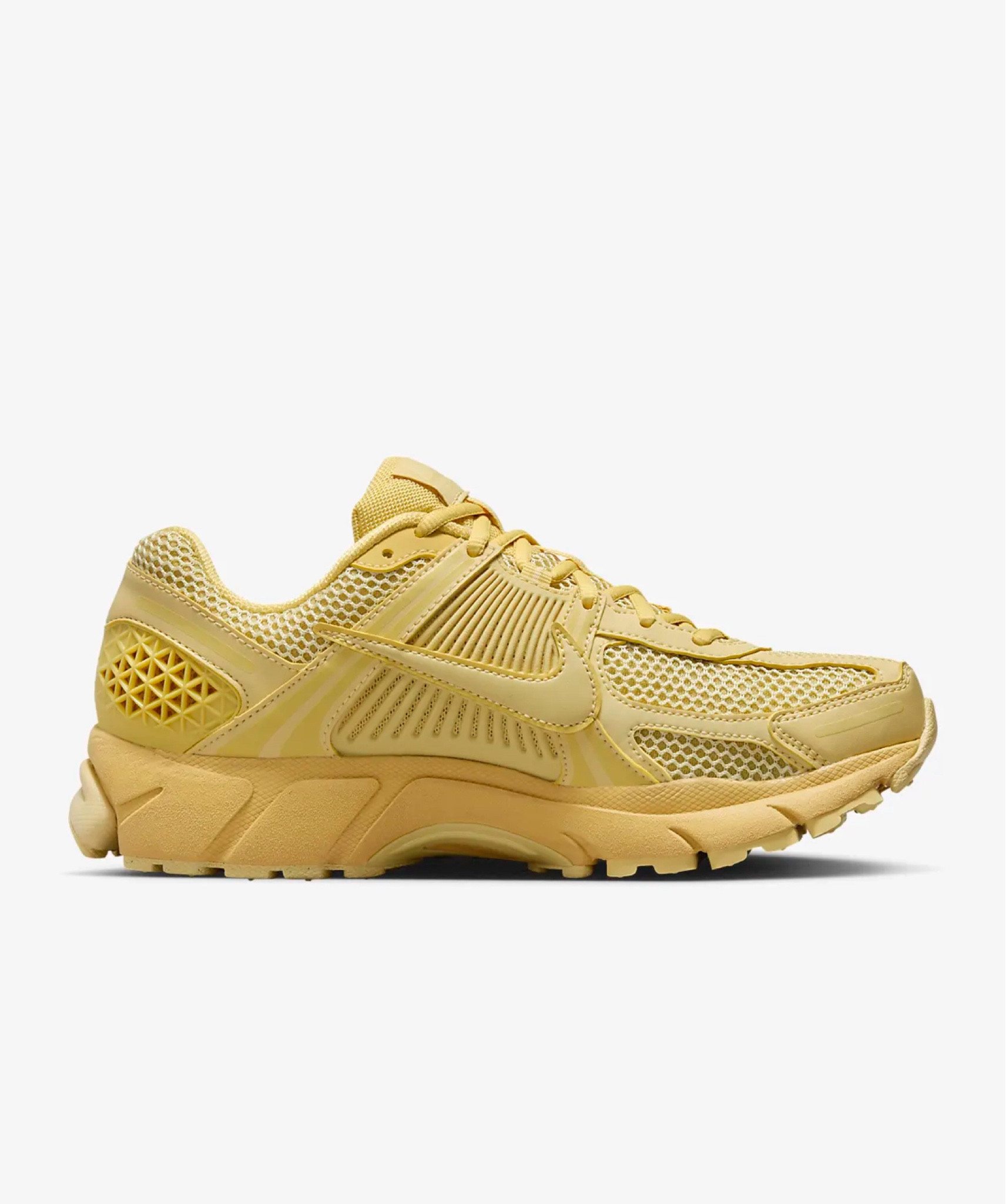 Yellow Nikes?? Don’t mind if I do!! 

#LTKstyletip #LTKshoecrush #LTKfitness