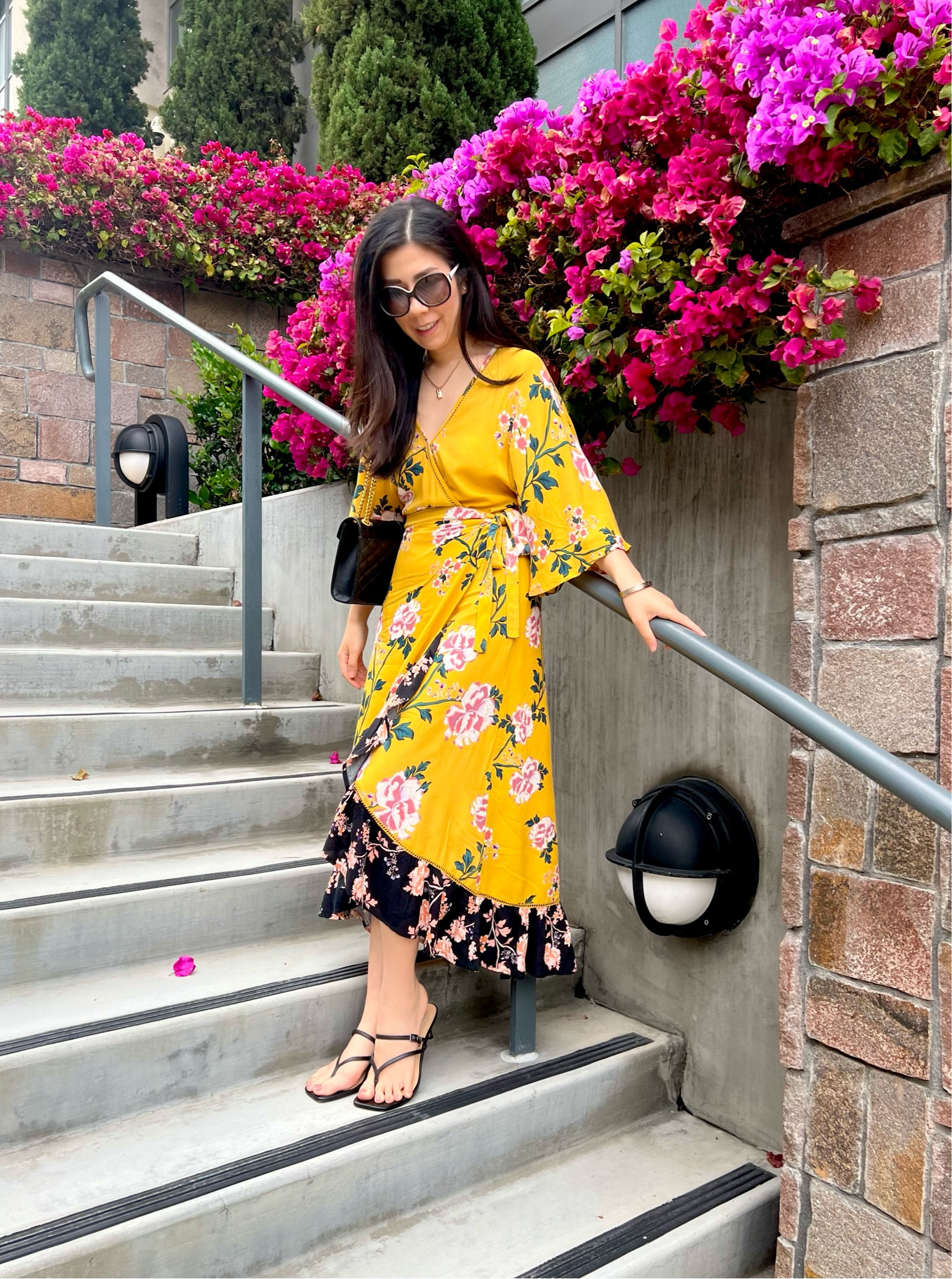 Adding florals to my outfit rotation. I wore this as a beach coverup in Santorini but I wanted to give this yellow and black dress some time to shine on its own! I love the contrast of the two colors! I kept my accessories minimal with black strappy sandals and my envelope bag! 

#LTKShoeCrush #LTKFindsUnder100 #LTKStyleTip