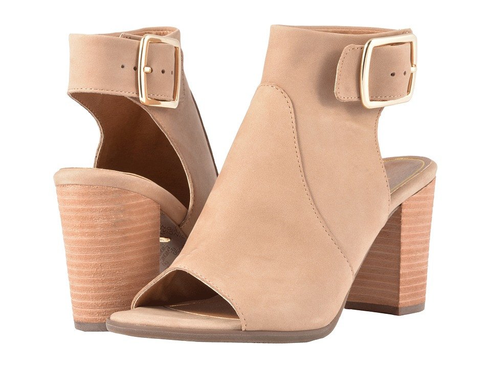 VIONIC - Blakely (Light Tan) Women's Shoes | Zappos