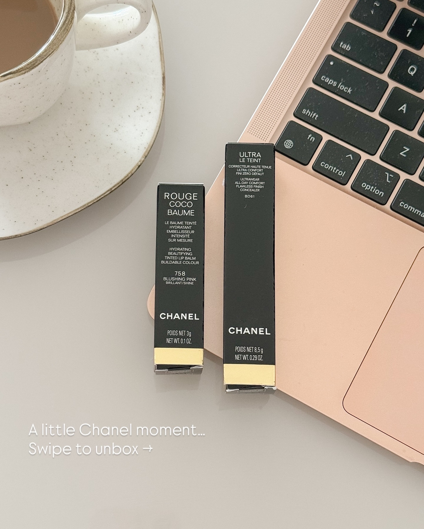Swipe to unbox…💖

#chanelbeauty #softluxury #chanellipstick #luxurybeauty #beautyflatlay #rosymakeup #quietluxurybeauty #beautycreator #makeupaesthetic