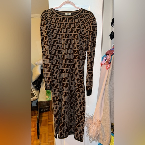 Women’s Fendi print dress authentic | Poshmark