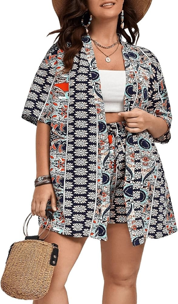 Floerns Women's Plus Size 2 Piece Outfit Tropical Print Kimono Top and Shorts Set | Amazon (US)