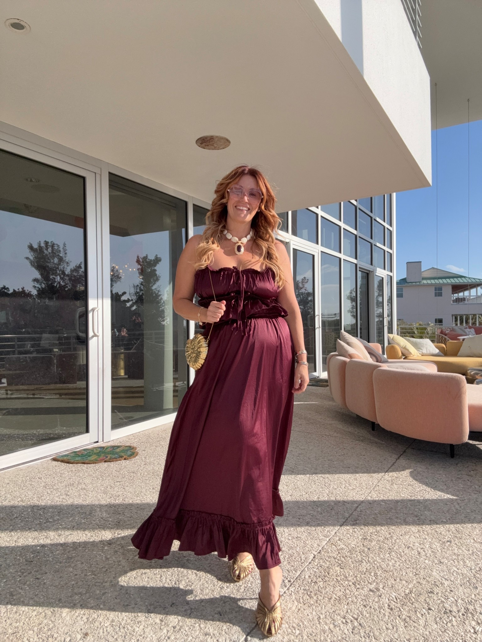 my romantic Valentine’s look❤️ 

#LTKootd #LTKValentine #LTKMidsize