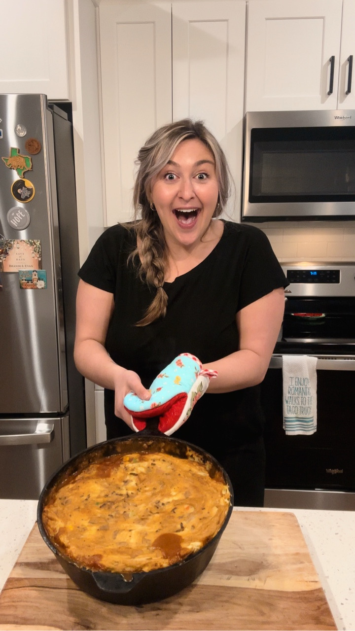 Y’all!! I have been sleeping on Cottage Pie!! This was sooooo good!! This will definitely be added to the Arthur Family dinner rotation! I mean really, what’s better than meat, veggies, and mashed potatoes? Am I right?!

#thearthurs #arthurfarmhouse #kitcheninspiration #cookingwithsunshine #sunshinekitchen #recipe #homecook #homecooking

#LTKHome #LTKfoodie #LTKdayinmylife