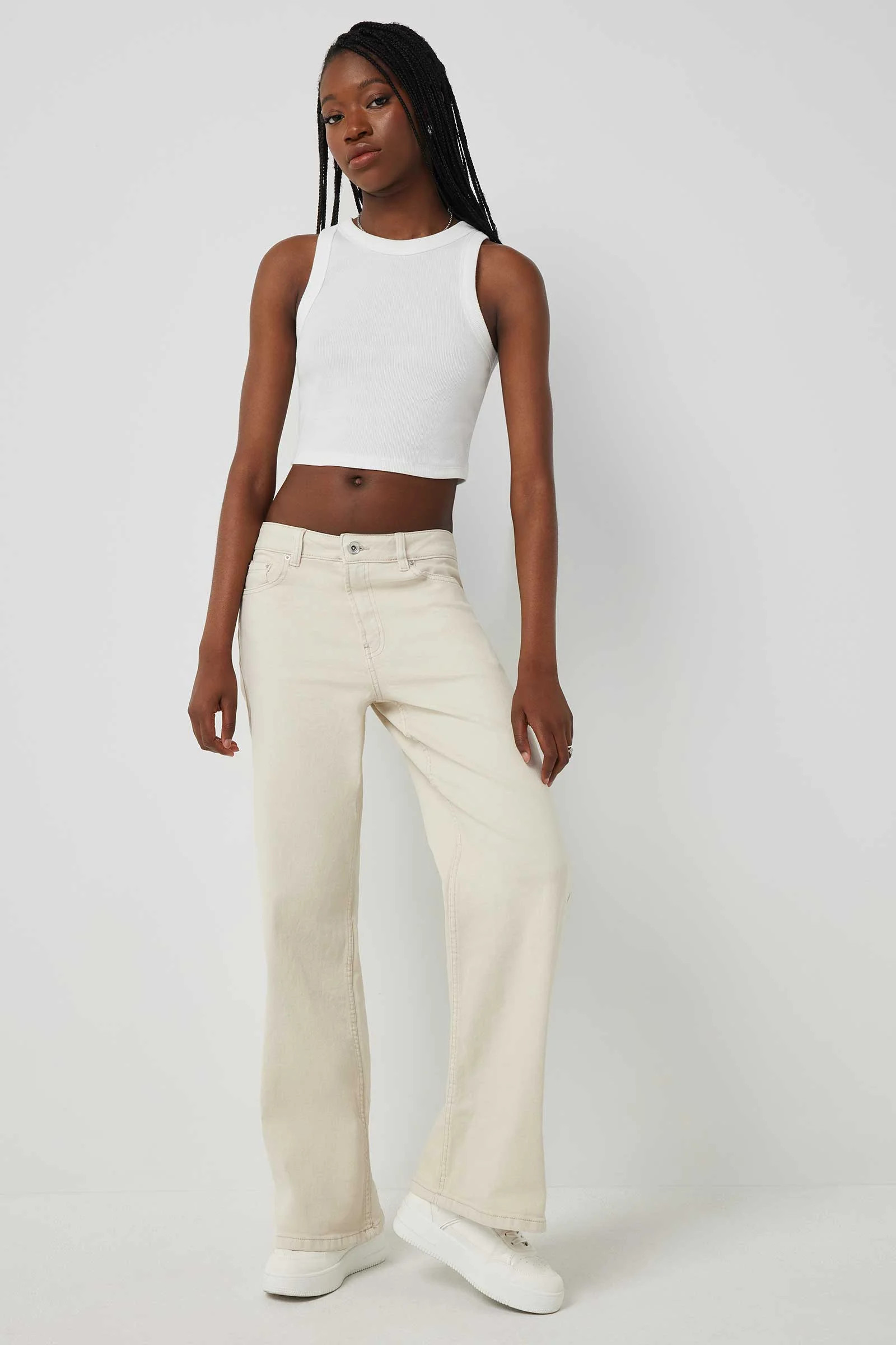 Mid Rise Wide Leg Jeans | Ardene