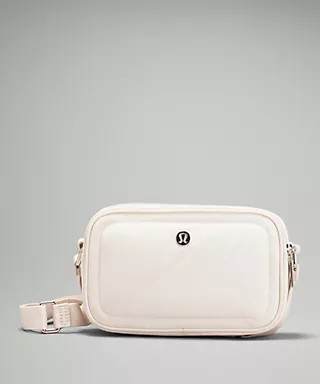 Crossbody Camera Bag 2L | Lululemon (US)