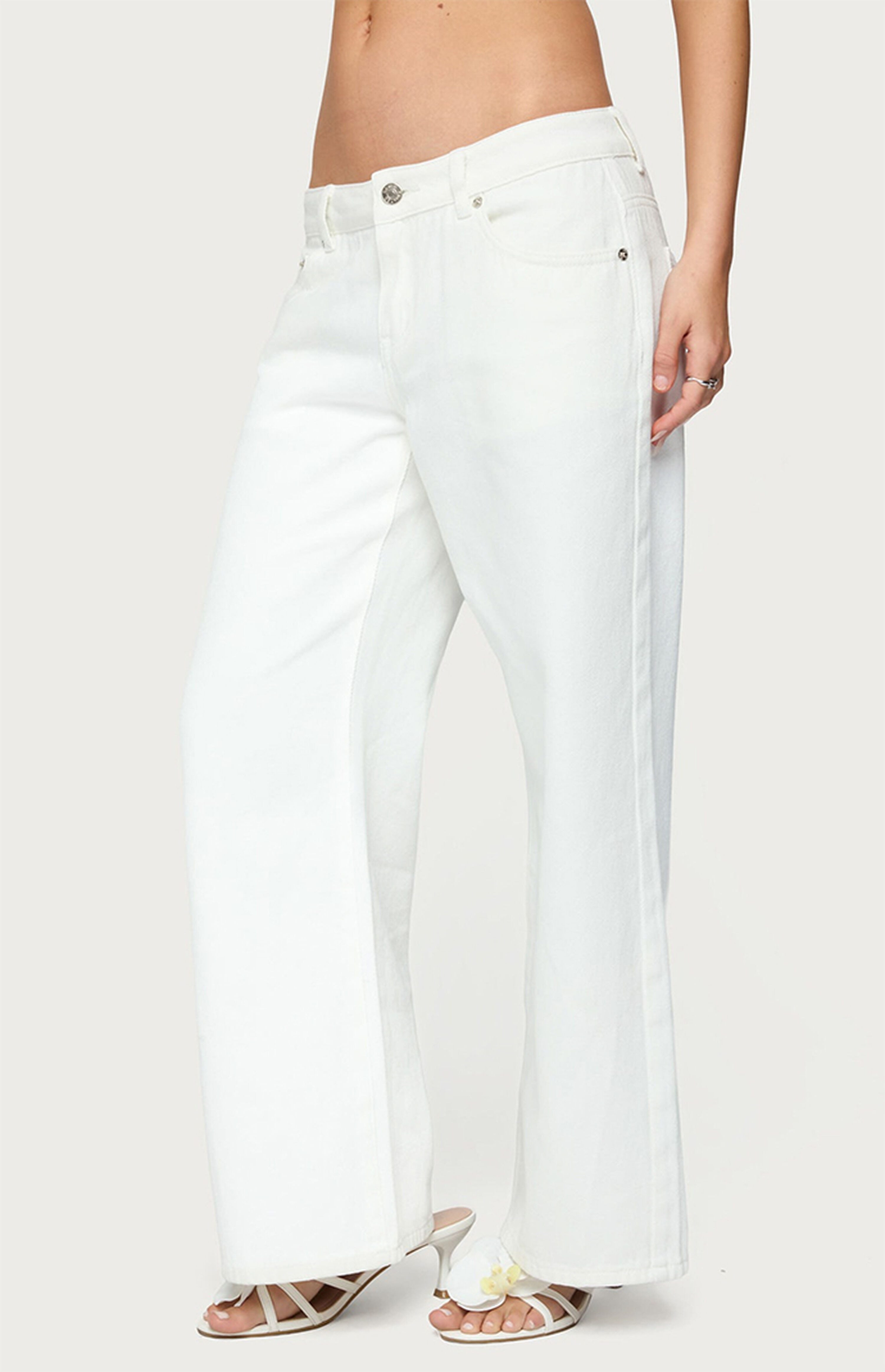 Edikted Petite Roman Low Rise Slouchy Jeans | PacSun