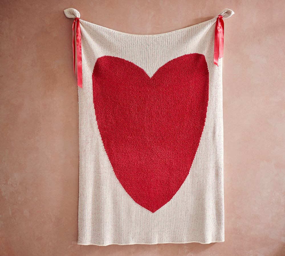 Big Heart Jacquard Throw | Pottery Barn (US)