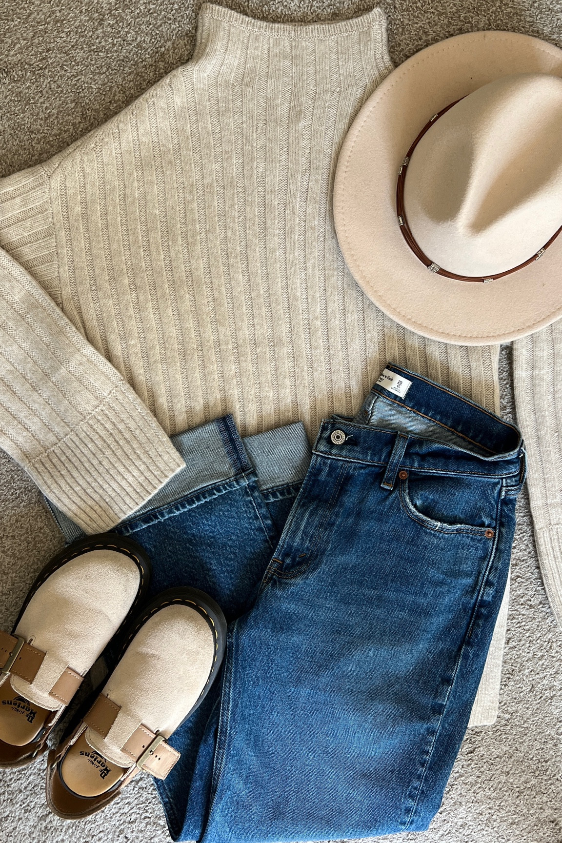 Fall outfit inspo 🍂

#LTKFindsUnder100 #LTKSeasonal #LTKFallSale