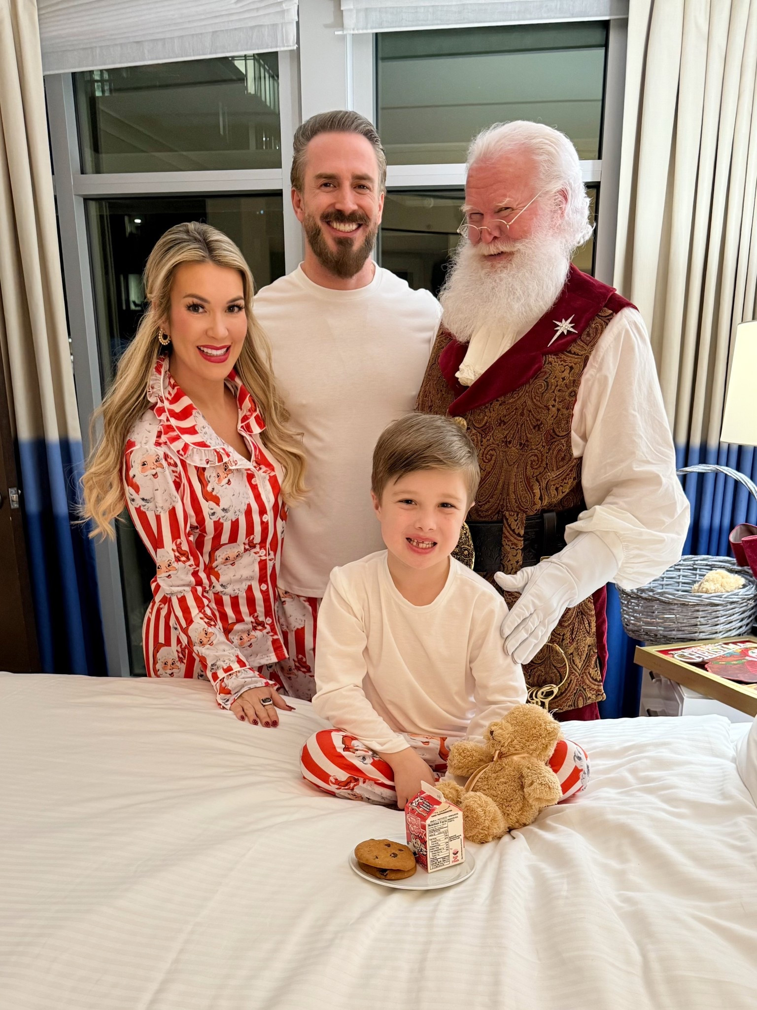Family matching pajamas!  Love this cute set. I’m wearing size small, Kevin’s in a men’s medium & Reynolds is a size 7-8. They fit true to size. 


#TargetFinds #TargetStyle #MatchingPJs #FamilyPajamas #HolidayPJs #CozySeason #TargetHoliday #FestiveVibes #ChristmasPJs #HolidayStyle #FamilyFun #CozyByTheFire #MomLife #HolidayTraditions #familymatchingpajamas 

#LTKFindsUnder50 #LTKHoliday #LTKSeasonal