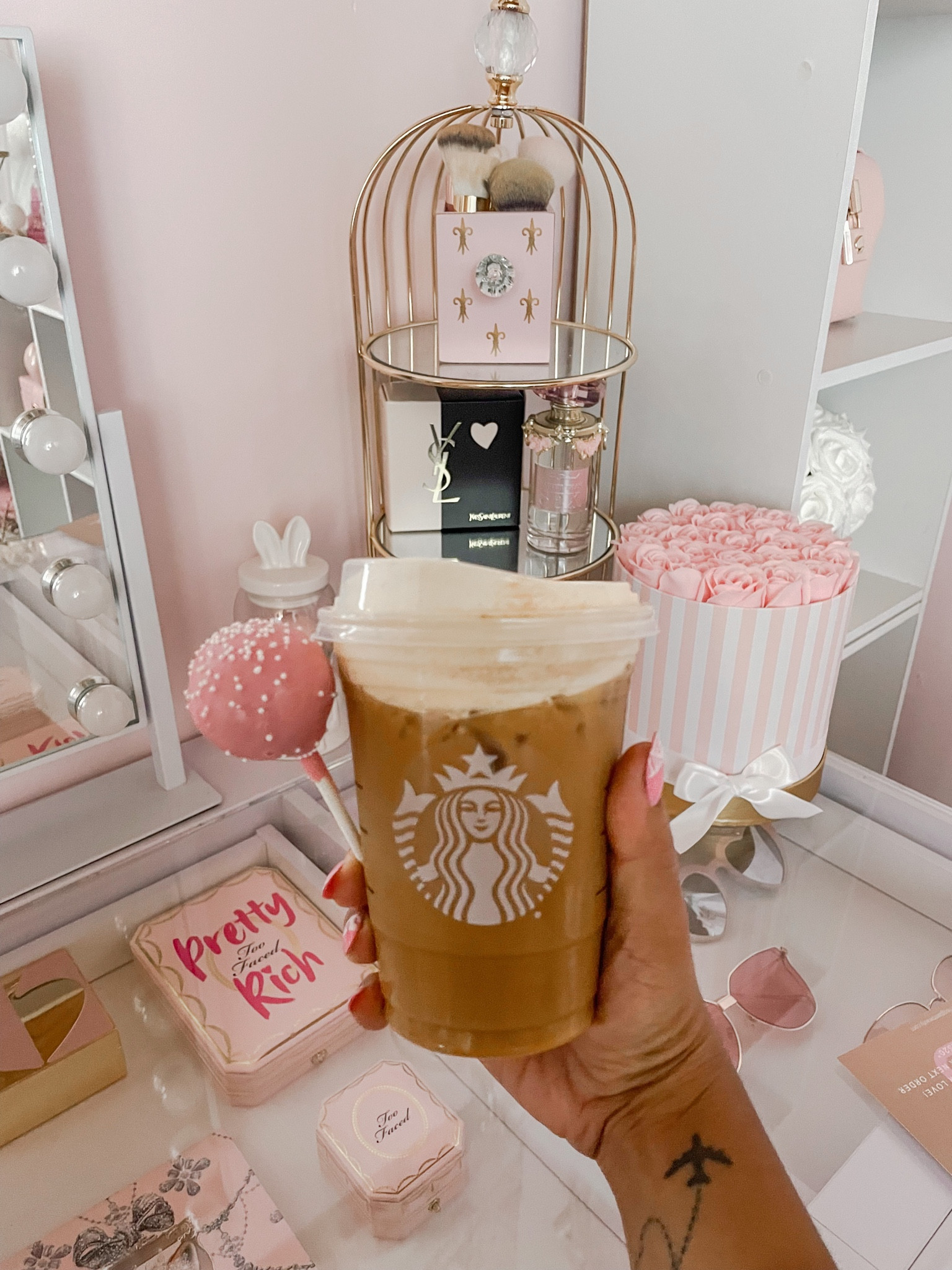 The best way to start a Monday! 💗

#LTKunder100 #LTKSeasonal #LTKHalloween